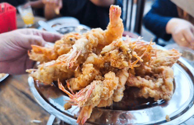 Savor Sunset at Teluk Penyu: Unwind at Cafe Teluk Penyu 2